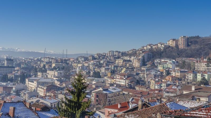 Rejs til en by hvor der er meget historie og hente