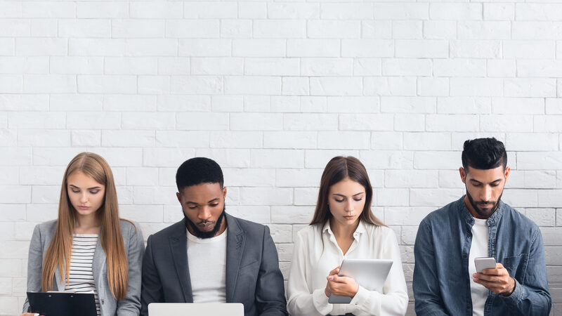 Løft læse – og skrivefærdigheder gennem ordblindeundervisning og voksenundervisning – En guide til virksomheder